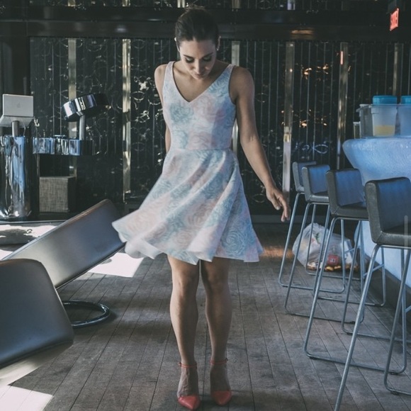 Elle by RW and CO floral dress size 0 - Picture 7 of 9